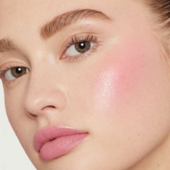 Too Faced Heart Core Lipstick in Never Grow Up (Neutral Pink) - Picture 6 of 16